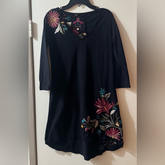 JOHNNY WAS XS TUNIC EMBROIDERED FLORAL DRESS TOP FLORAL BOHO CHIC SHIRT - Picture 2 of 7
